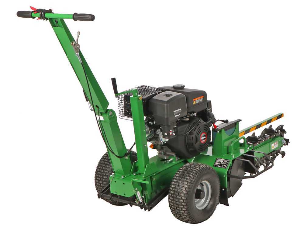 Trancheuse de sol GreenBay DIG LE-600 — vue arrière trois-quarts